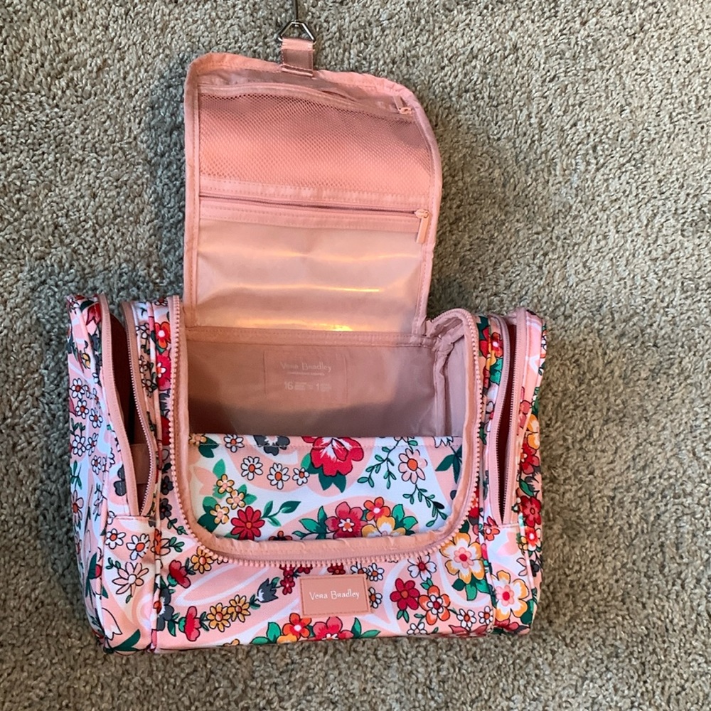 Vera Bradley travel case
